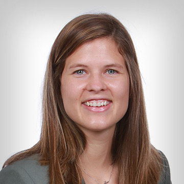 Photo of Jennifer Oyler