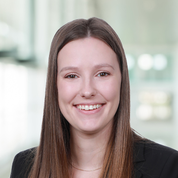 Photo of Kelly Kuhlman